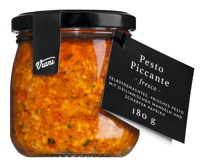 Pesto piccante – frisches rotes Pesto mit Paprika, Chili und Mandeln